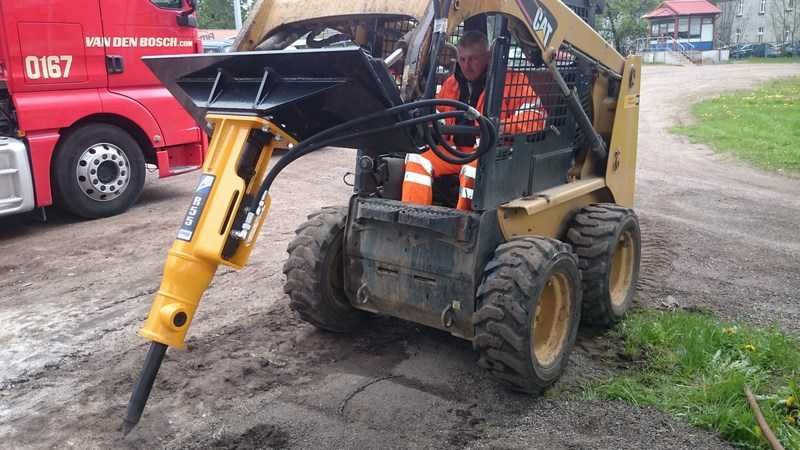 Młot hydrauliczny Arrowhead do miniładowarek Bobcat CAT JCB Case