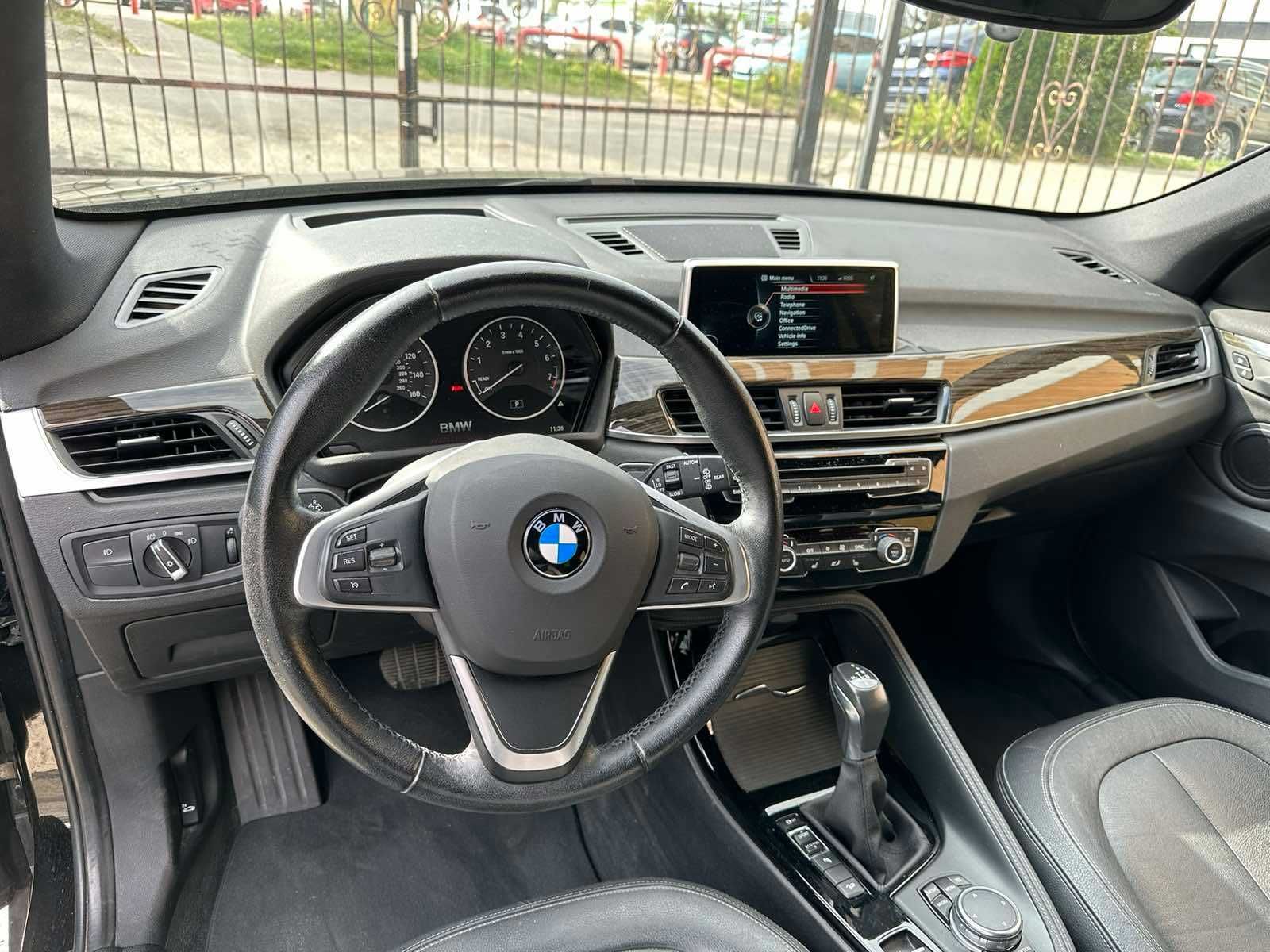 Продаж авто BMW X1, в кузові f48