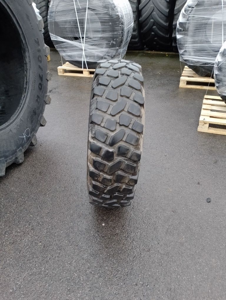 12.5R20  Uniroyal monoply T9 MPT Radial