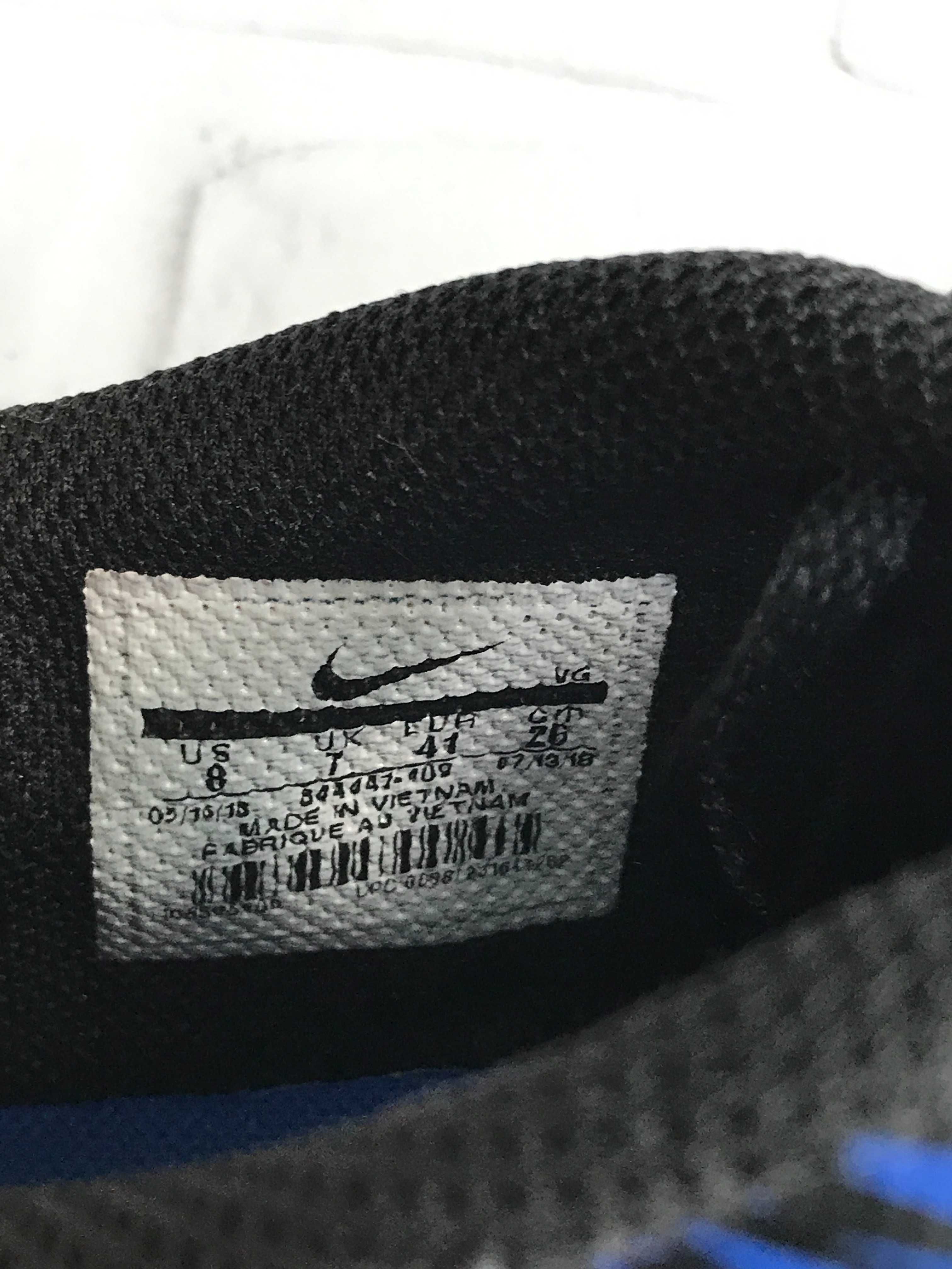 Кроссовки Nike Bravata 41 Найк Кросівки Футзалки Бампы Залки Оригинал