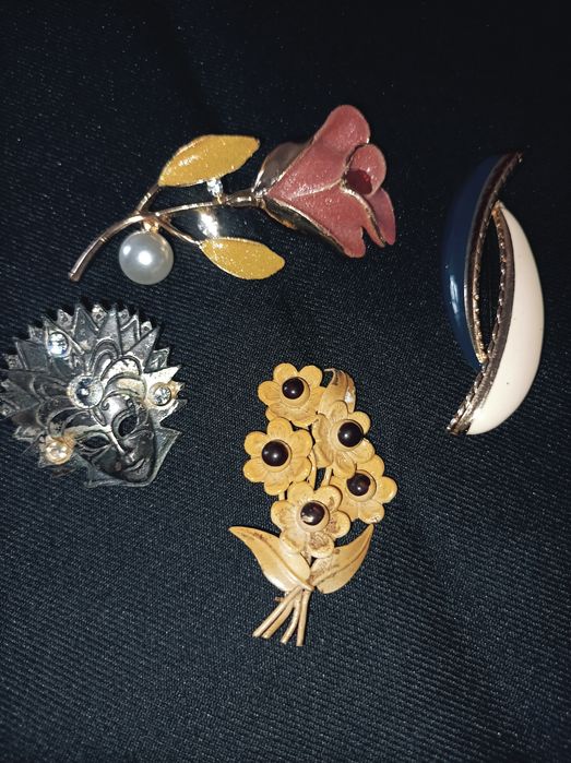 Броши винтажные оригинальные