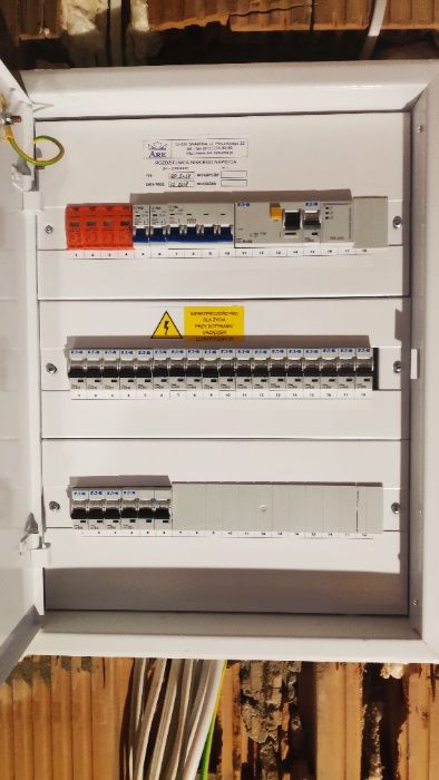 Elektryk tanio 45zł Radom okolice usługi elektryczne instalacja