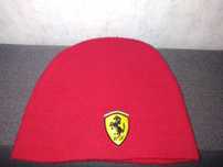 продам шапку Ferrari