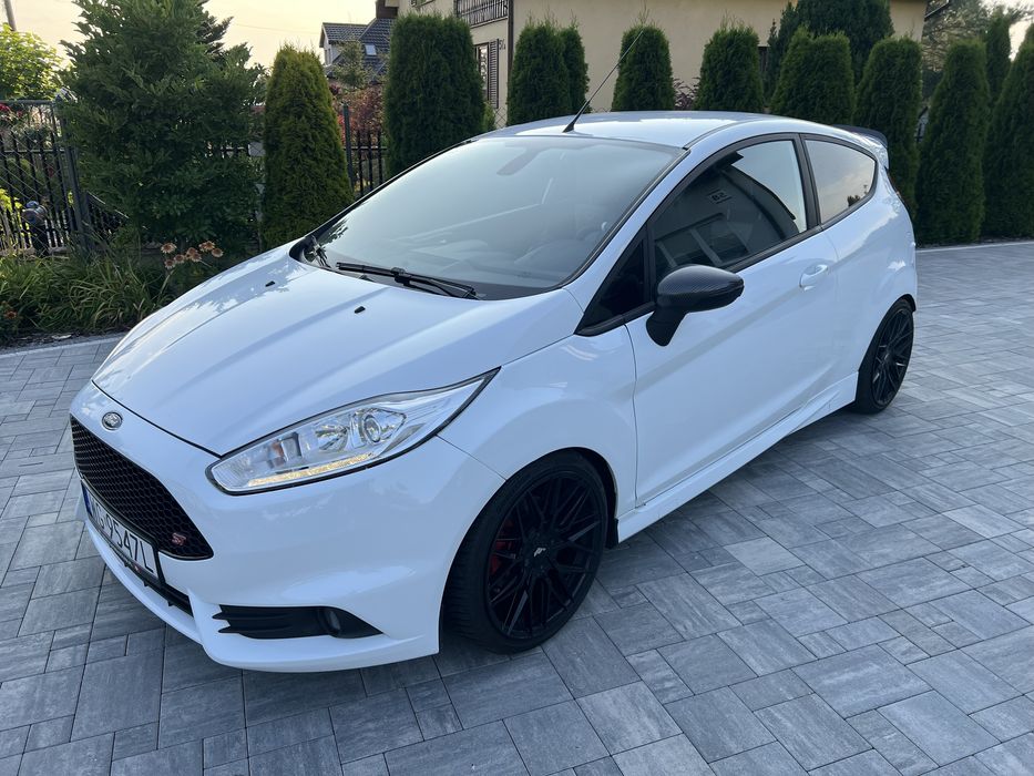 Ford Fiesta Mk7 ST 215hp serwisowana,doinwestowana w dodatki