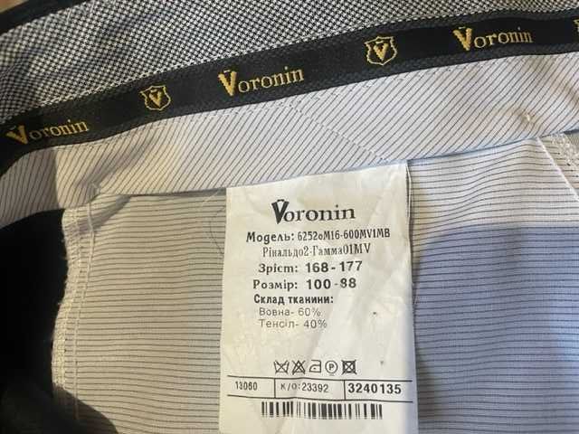 Продам мужской костюм Voronin