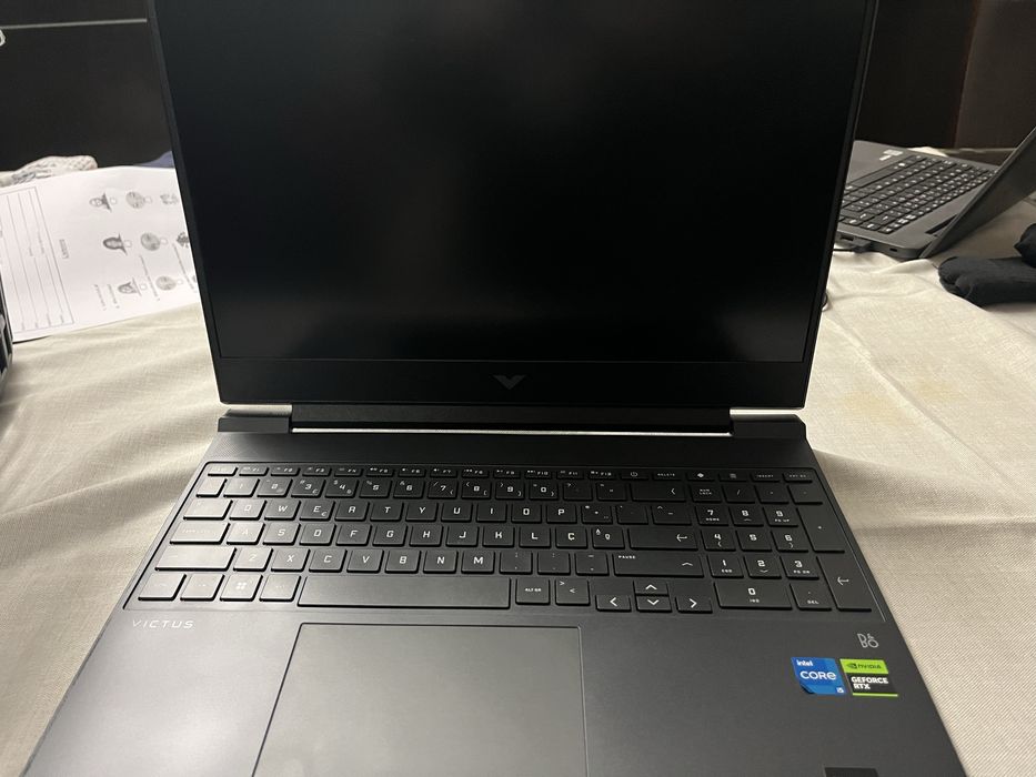 Computador HP Victus semi novo