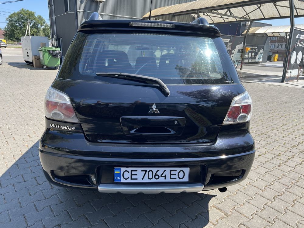Mitsubishi outlander