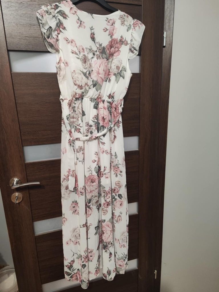 Suknia sukienka w kwiaty