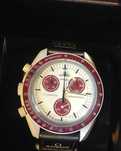 Omega Swatch SO33M101 Pluton – Najbardziej tajemnicza planeta