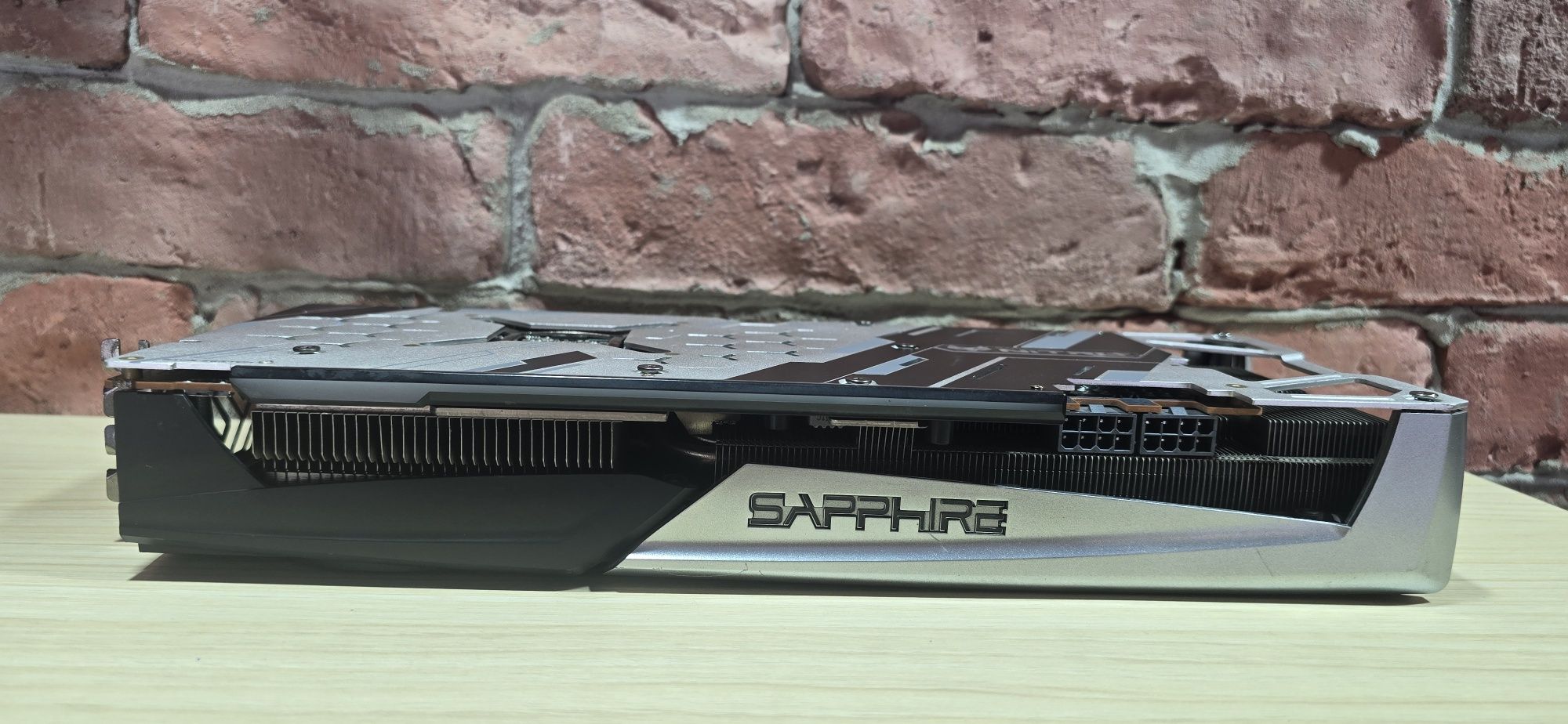 Nitro sapphite radeon rx5700 8gb gaming gddr6