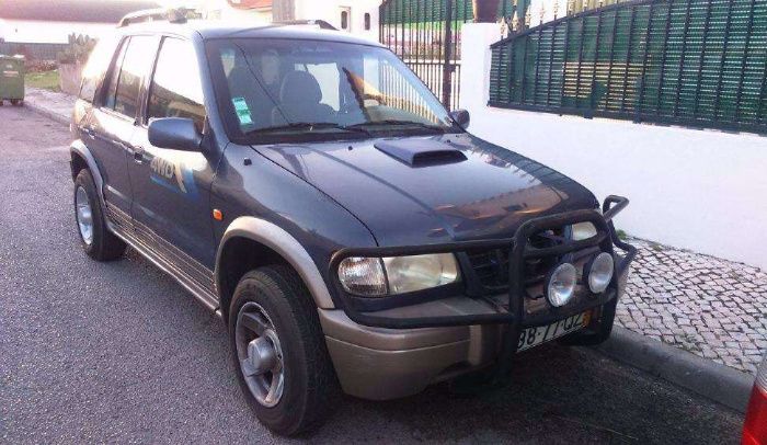 Grelha com faróis para jipes e carrinhas aceito trocas