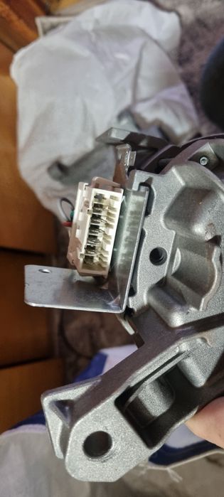 Двигуни з пральних машин