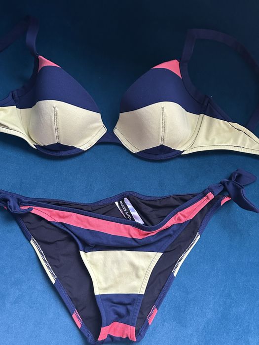 Stroj kapielowy  piekny