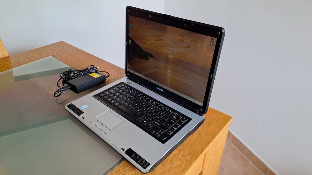 Toshiba L40- Intel T2310 1.47GHz- 3GB Ram- HDD 320GB