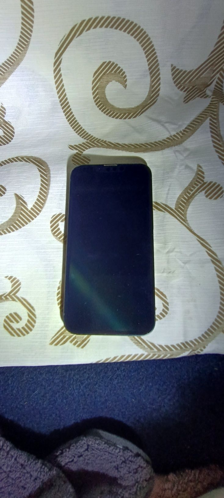 Продам Ihone 13. 128g