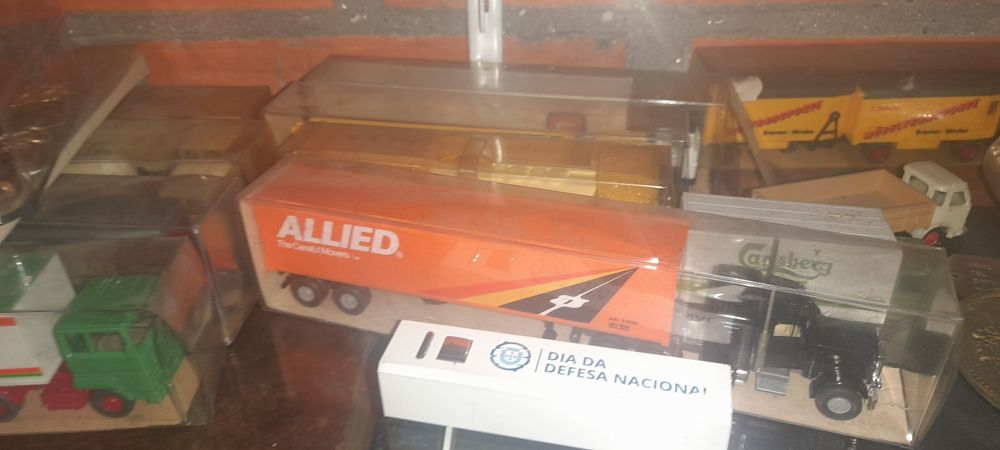 Camiões escala HO Viking