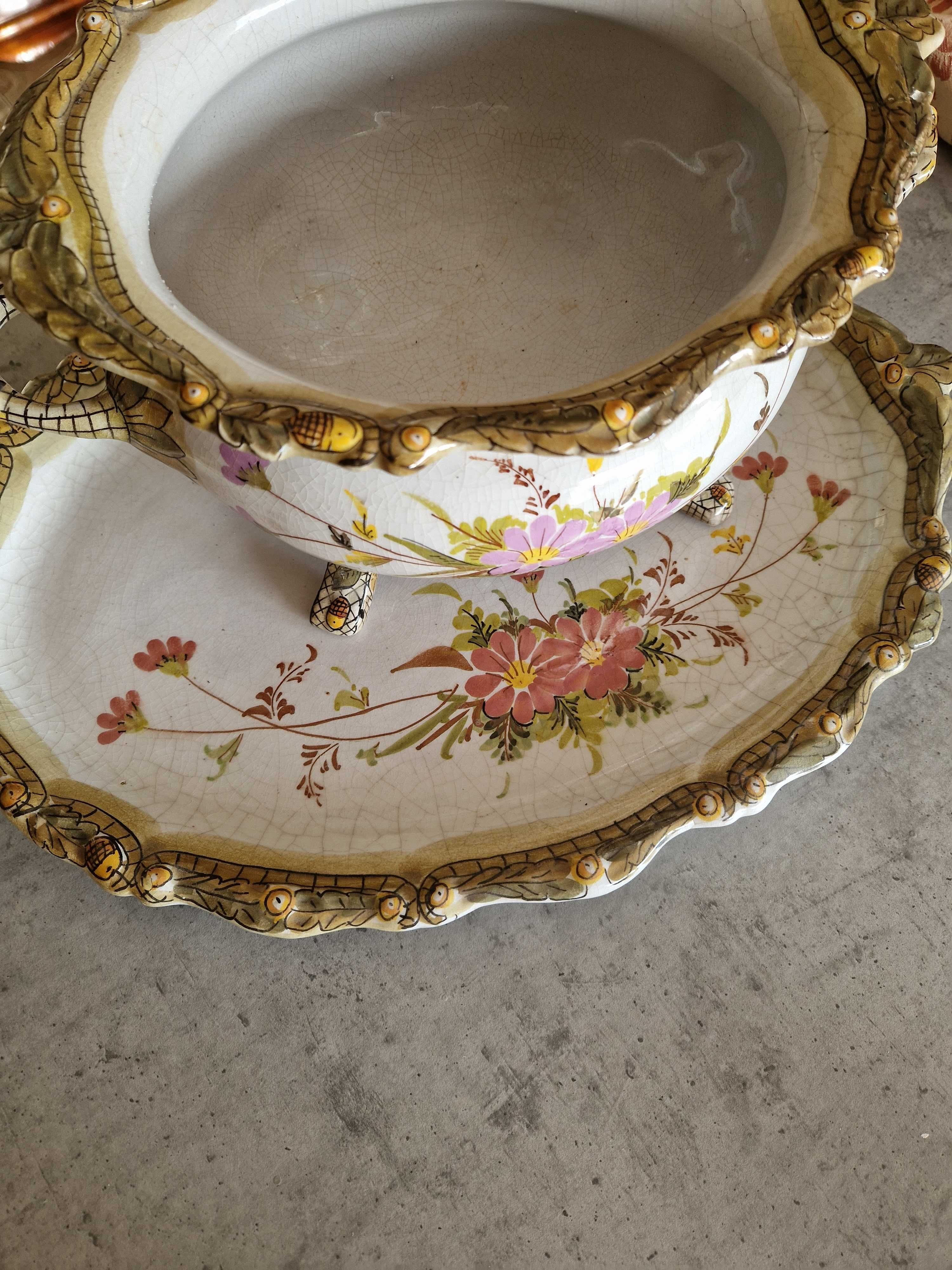 Terrina e prato vintage em faiança com assinatura