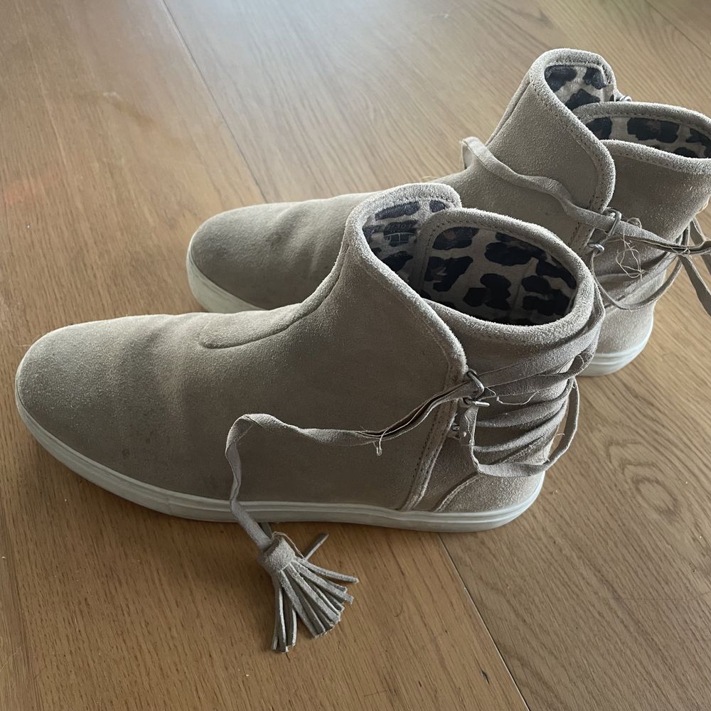 Buty zamszowe ZARA, rozmiar 40.