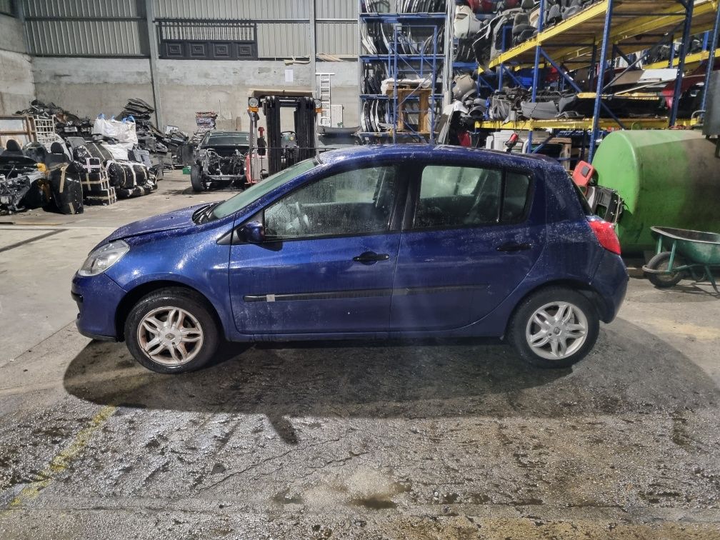 Renault Clio 3 1.4 16V de 2006 para peças