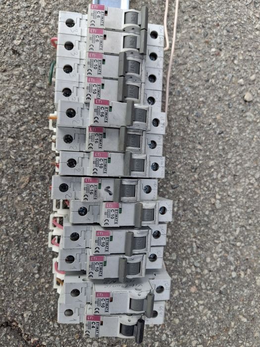 Продам вимикачі фірми ETIMAT