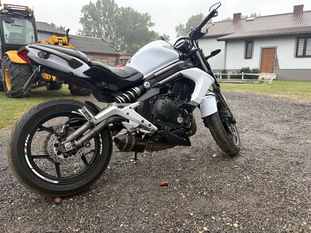 Kawasaki ER6N 650cm3