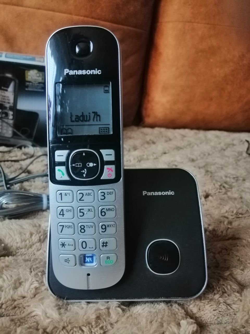 Telefon bezprzewodowy Panasonic KX-TG6711