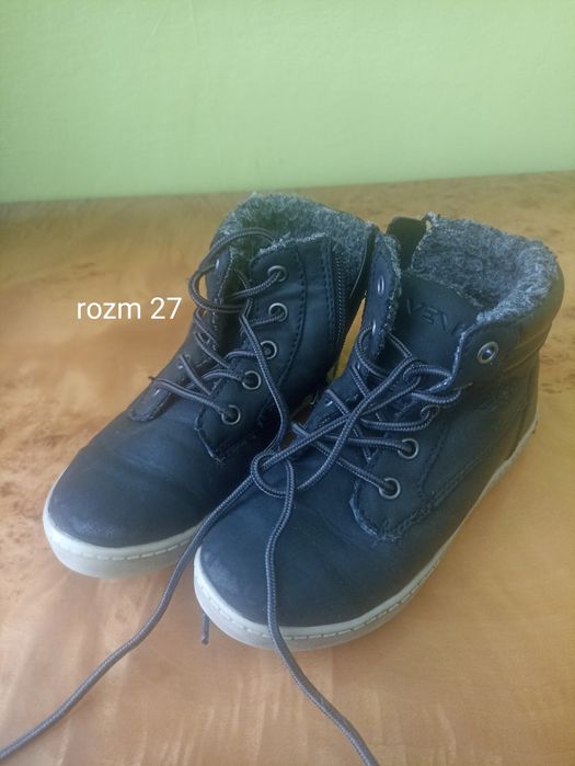 Buty chłopięce rozmiar 27-28
