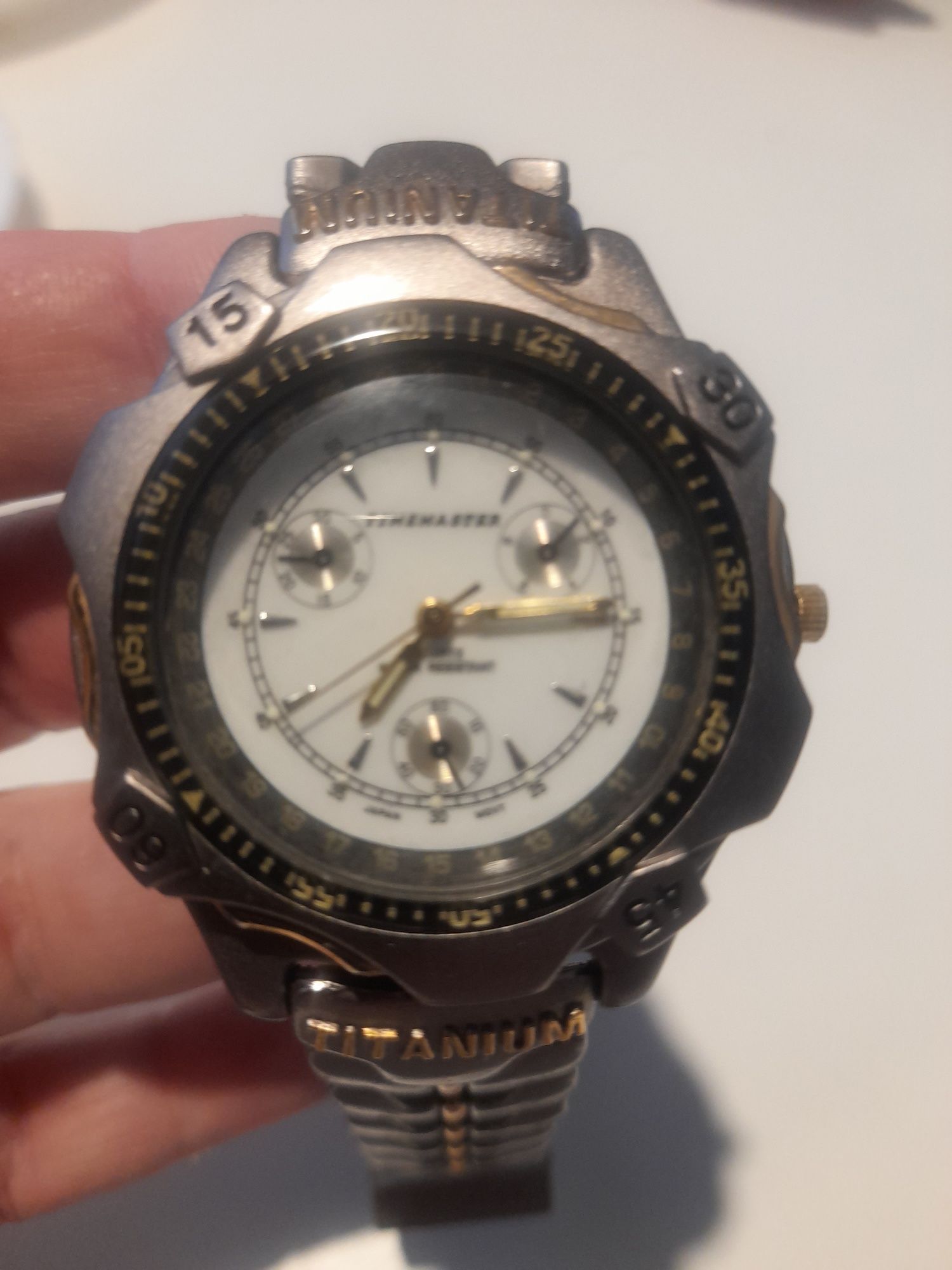 Zegarek titanium