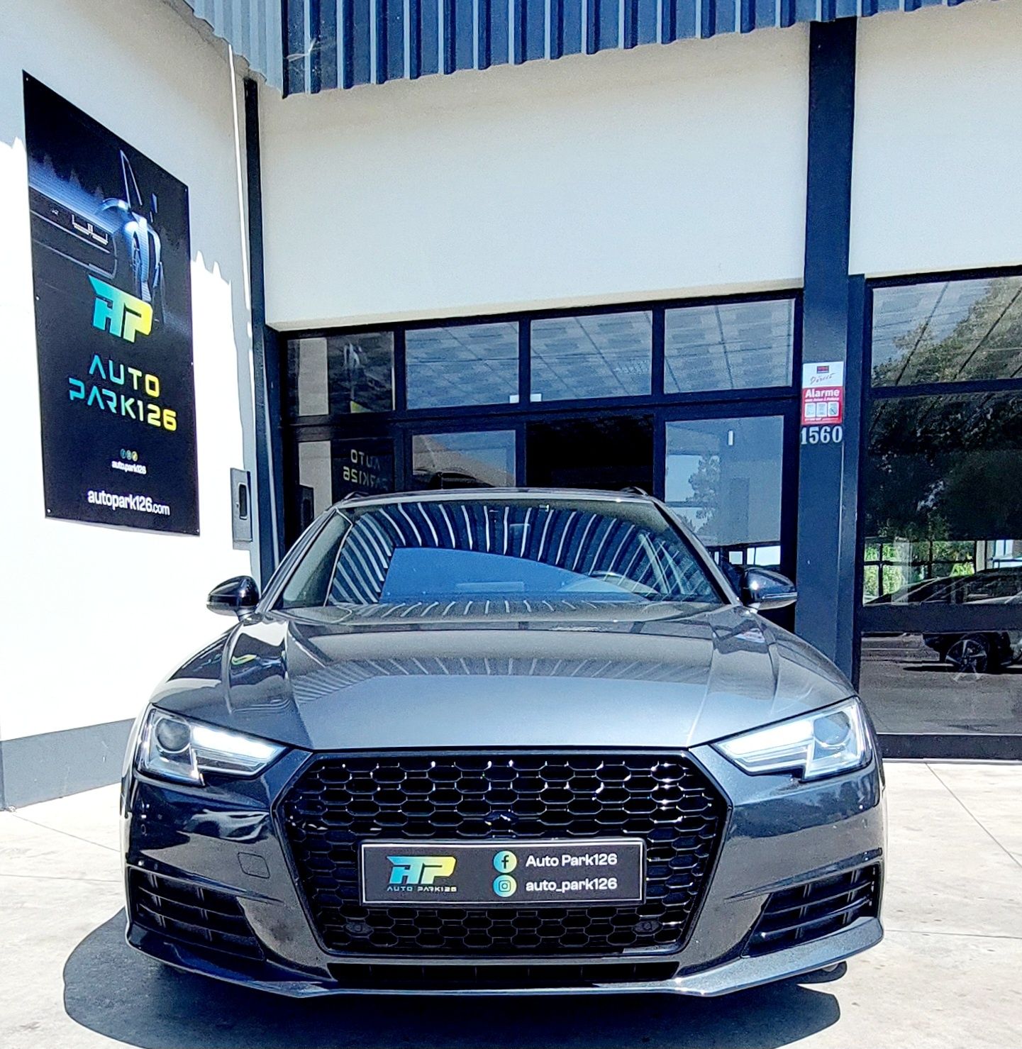 Audi A4 Avant 2.0 TDI S-Line / S-Tronic G7 / Virtual Cockpit