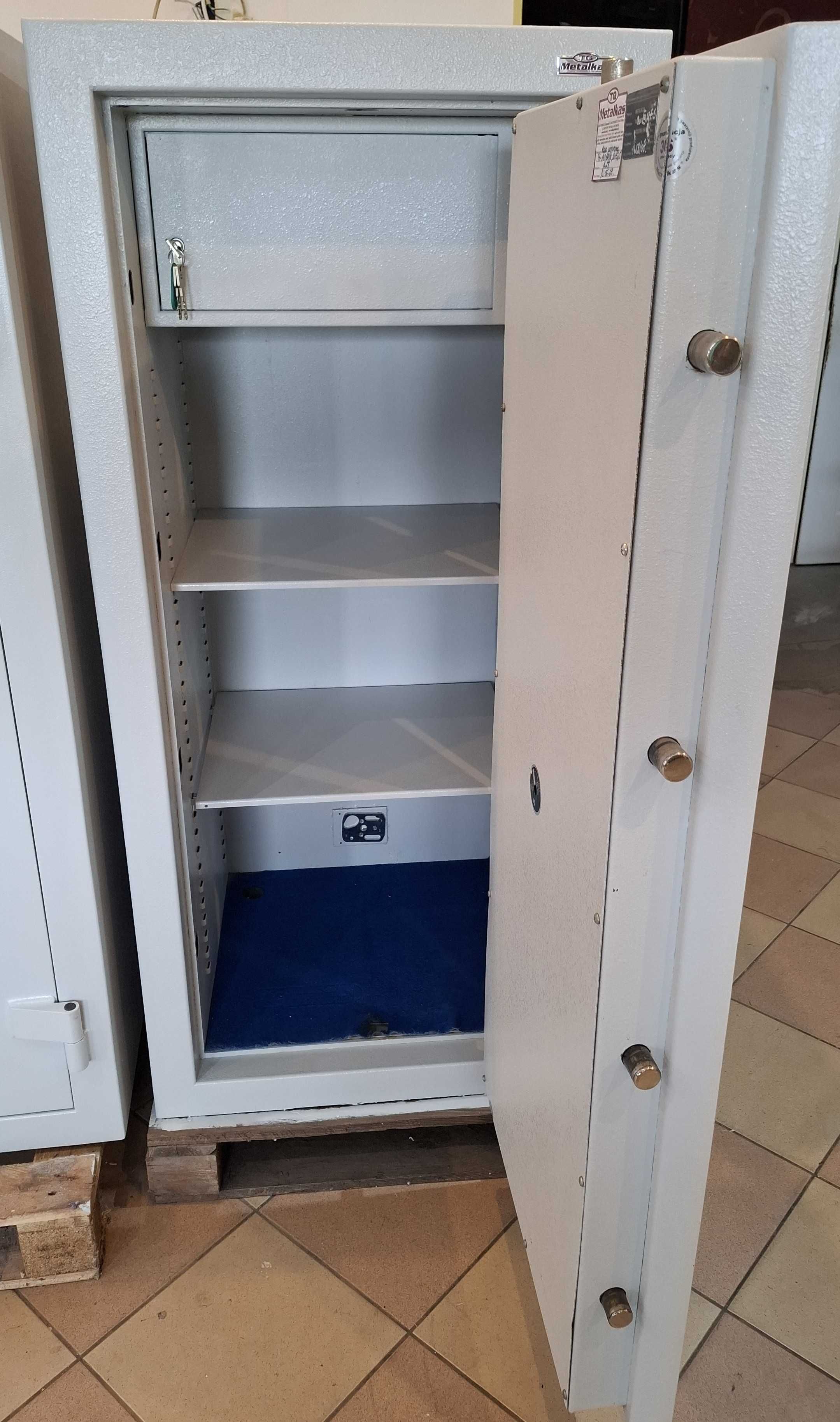 Sejf kasa pancerna Metalkas 750 kg, III klasa odporności na włamanie
