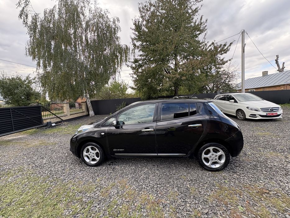 Nissan Leaf 2014