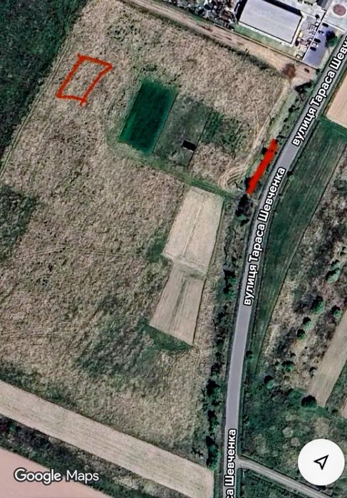 Земельна ділянка правильної форми під забудову!