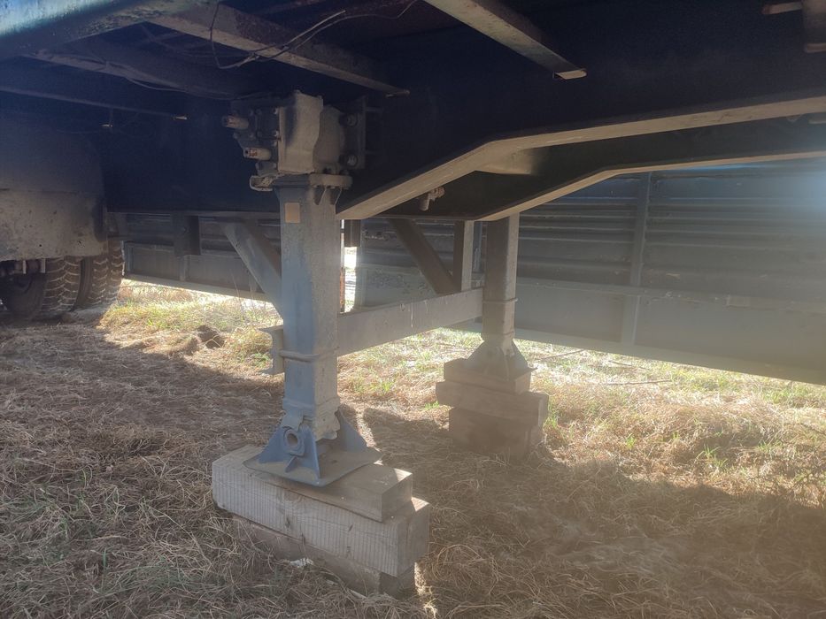 Прицеп Маз 93866 бортовий