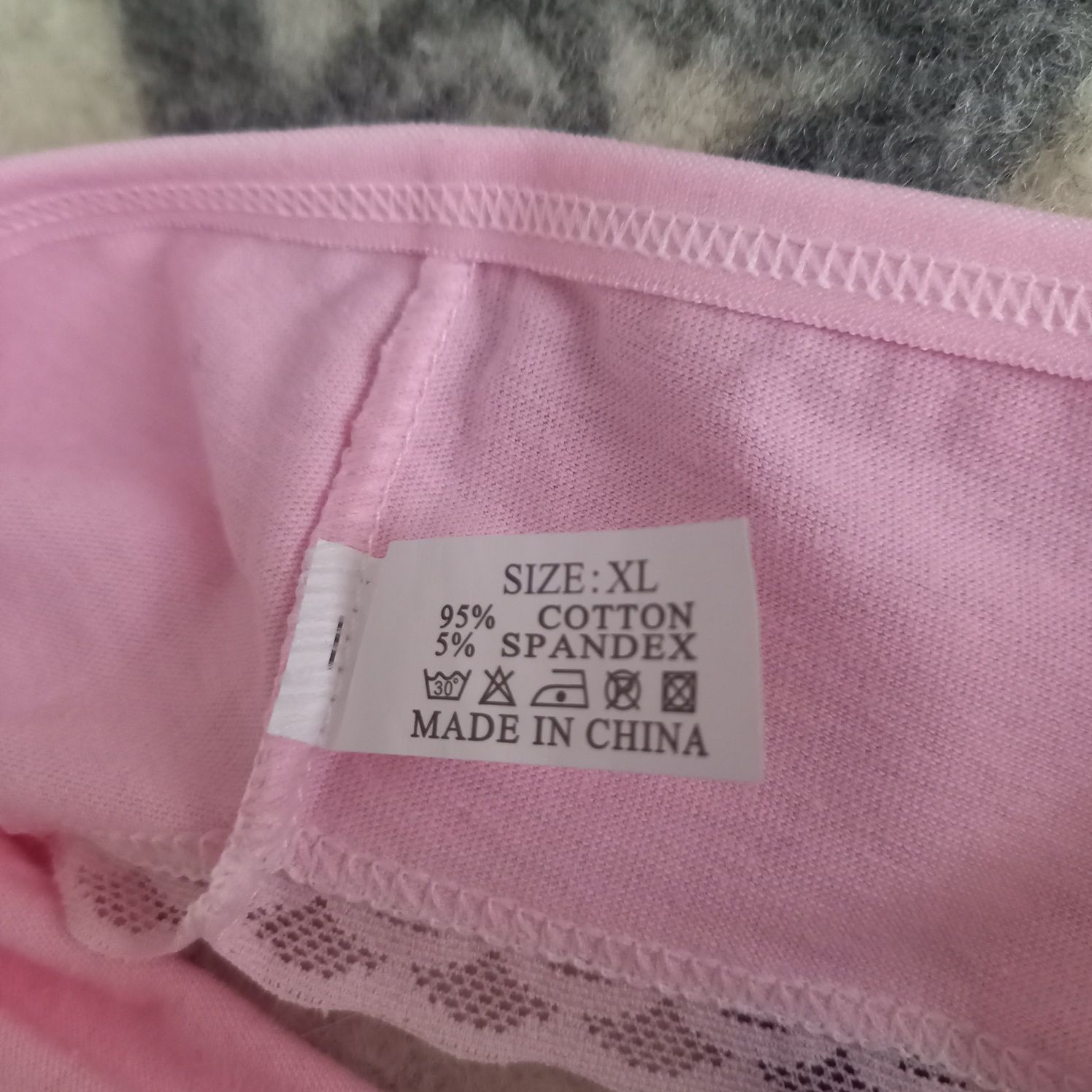 Figi różowe bawełniane koronkowe majtki XL bielizna pudrowy róż jasny