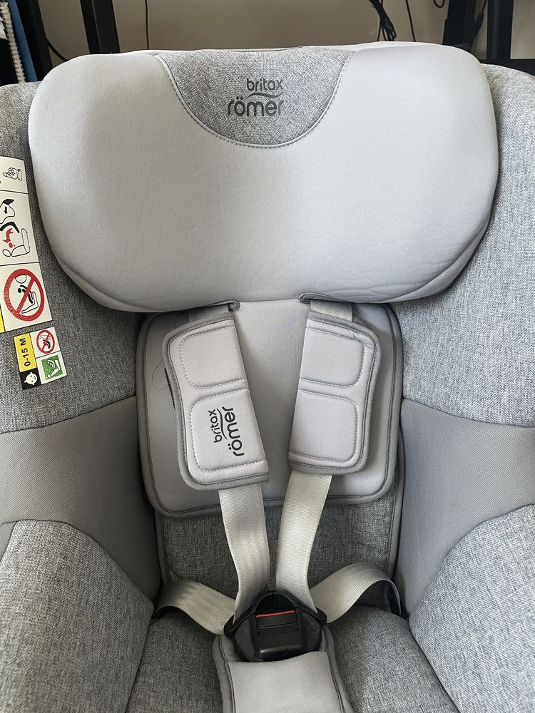Fotelik Britax Romer dualfix M i-size