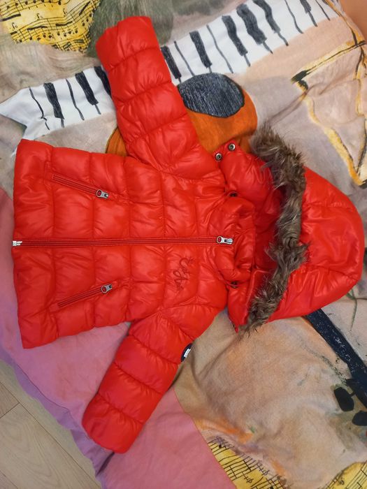 Kurtka Sanetta 74 kurteczka niemowlęca czerwona przejściowa z kapturem