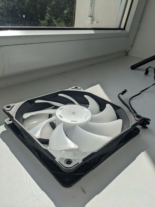 Вентилятори Phanteks m25 140 mm
