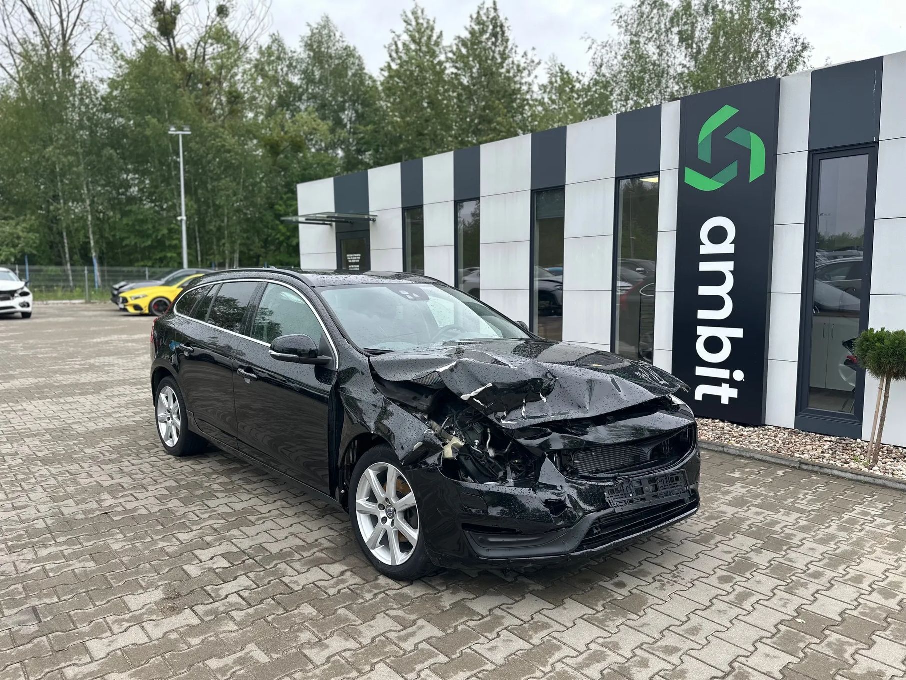 Volvo V60 2.0D 190KM 2015r. automat auto zarejestrowane i ubezpieczone w Polsce.