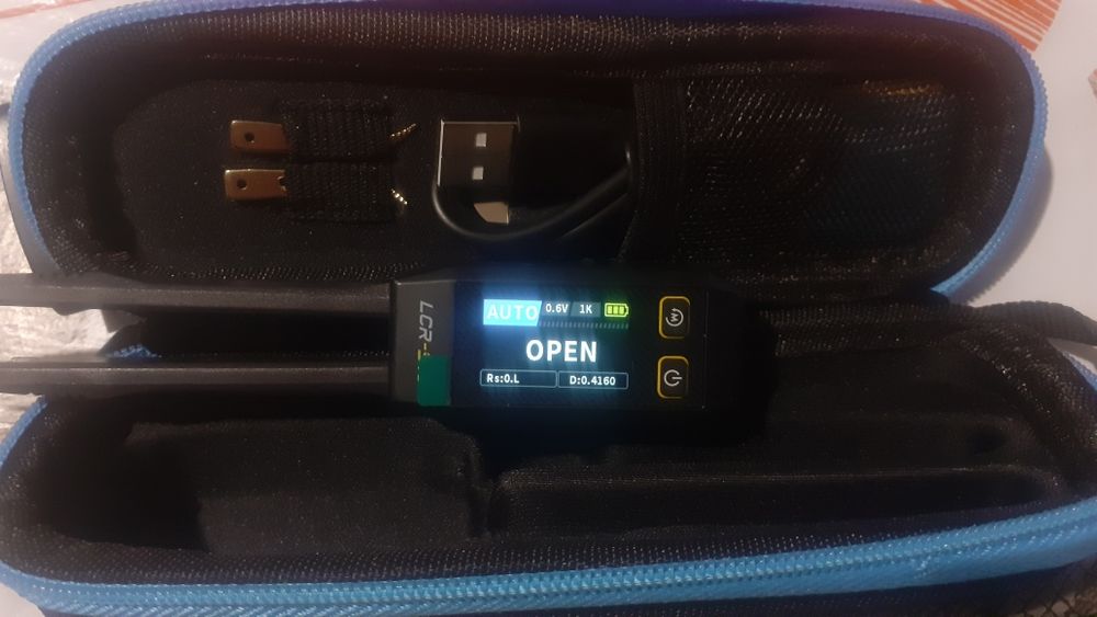 LCR пинцет от Fnirsi