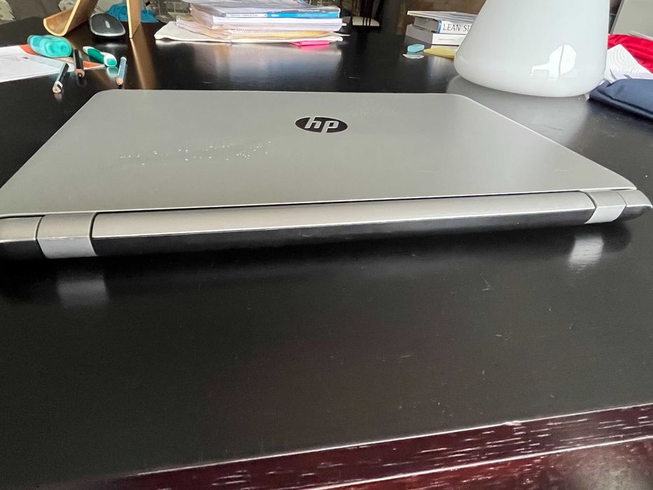 Portatil HP Pavilion 15-n206sp | i7 8GB |120GB SSD |Win10 Bateria Nova