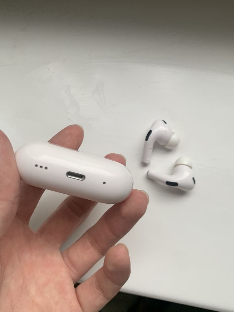 Наушники AirPods Pro