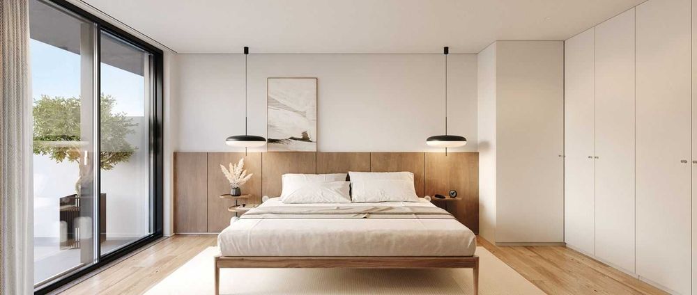 Apartamento T3 com 140 m2 varanda 25m2,  lugar de garagem e um arrumo