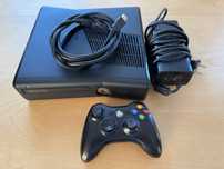 Xbox 360 slim 4GB pad kable fifa