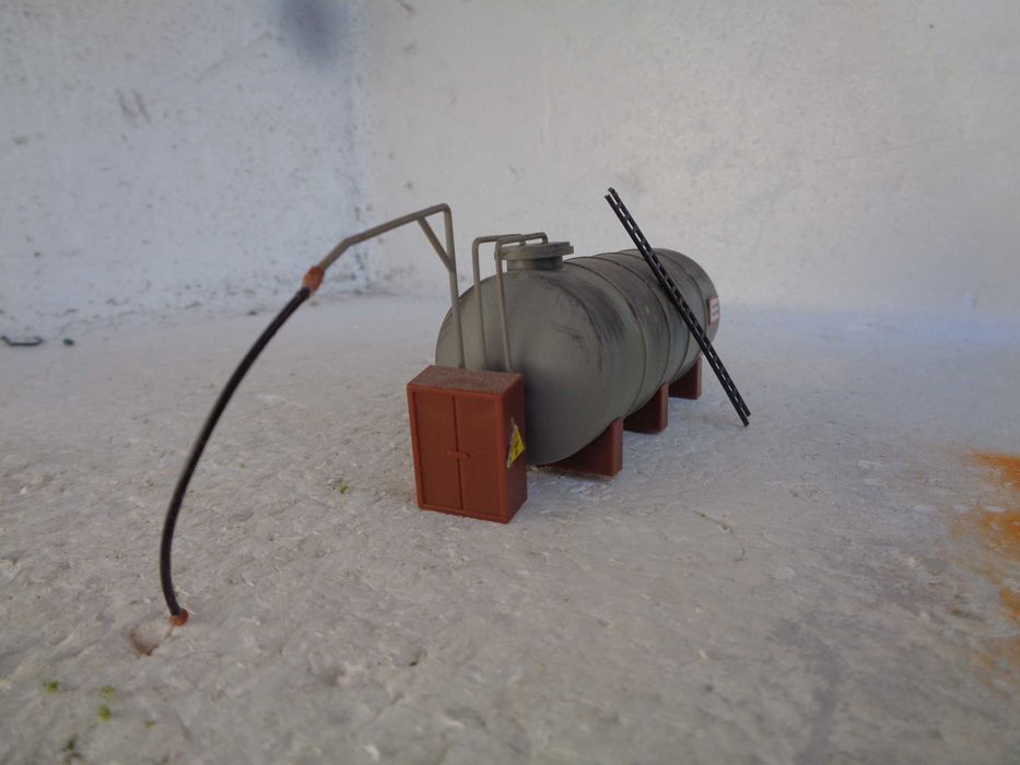 1:87 Deposito de gasoleo para locomotivas a diesel