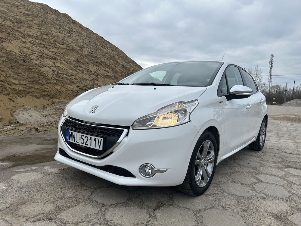 Peugeot 208 1.2 style