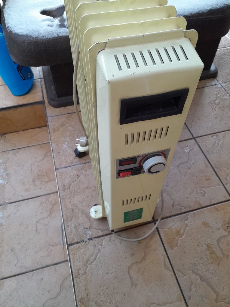 Sprzedam grzejnik  elektryczny 1000 w