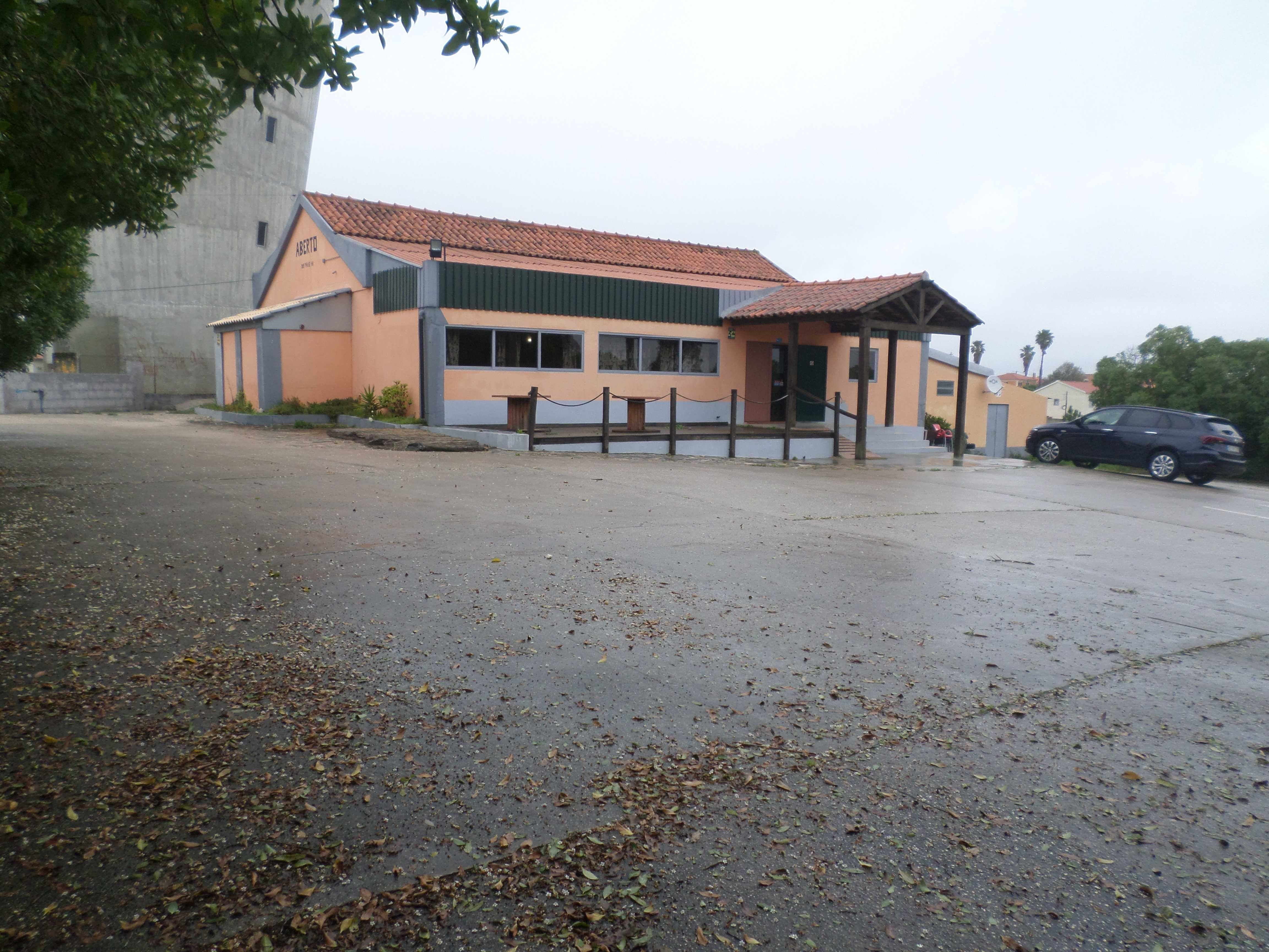 Bar, Pub com vista lagoa!