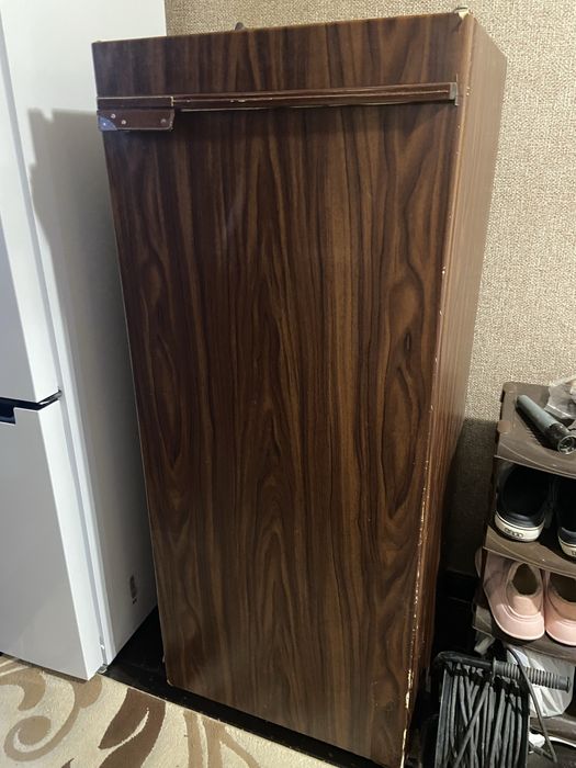 Продам холодильник