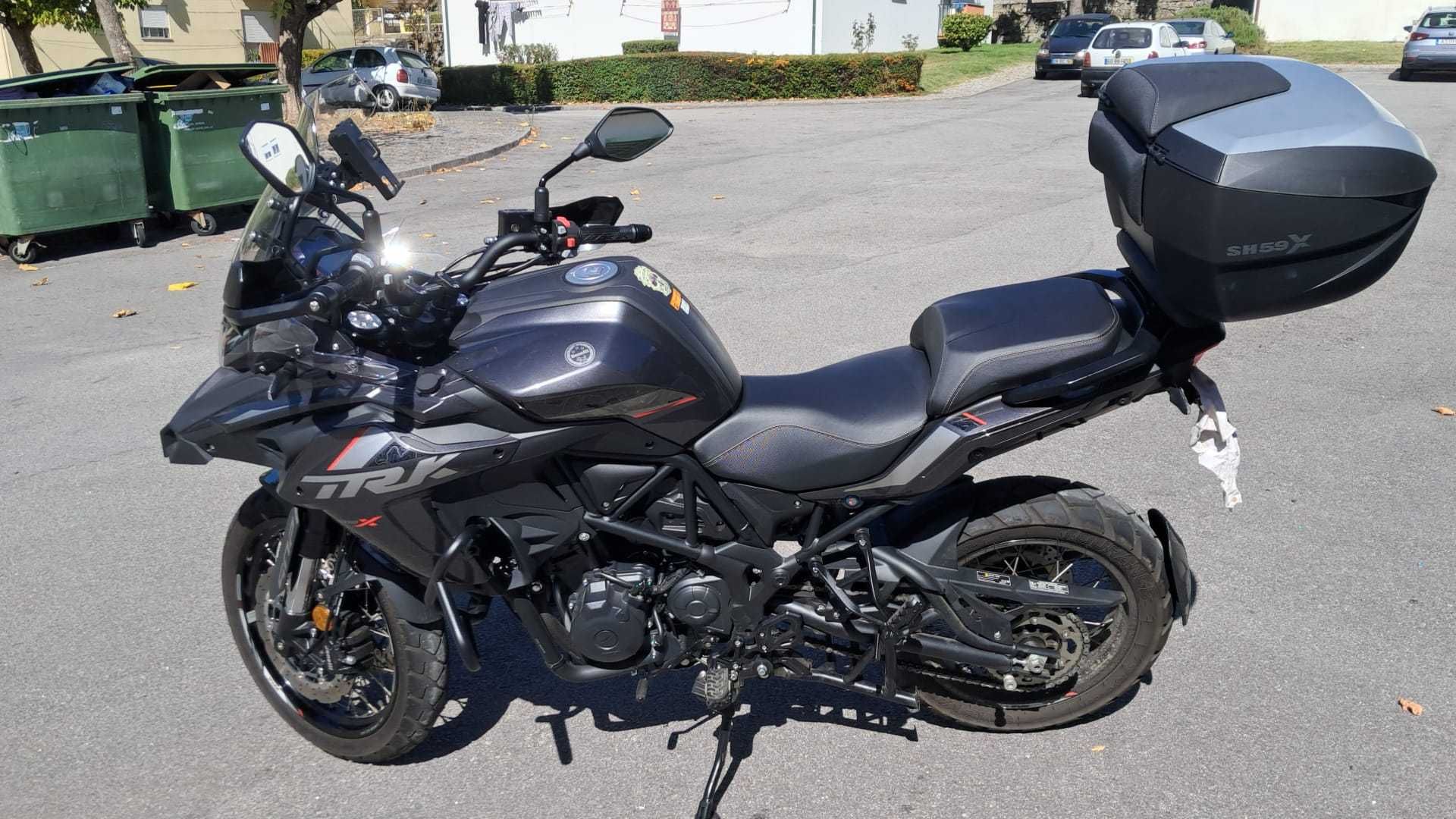 Motocicleta Benelli Tkr 502cc - ano 2024