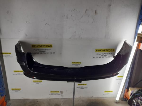 Pára-choques trás OPEL Astra H Sedan (L69)